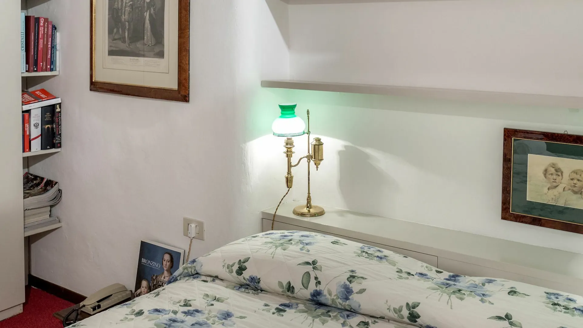 Bb Charme - Ponte Vecchio Apartment Florence