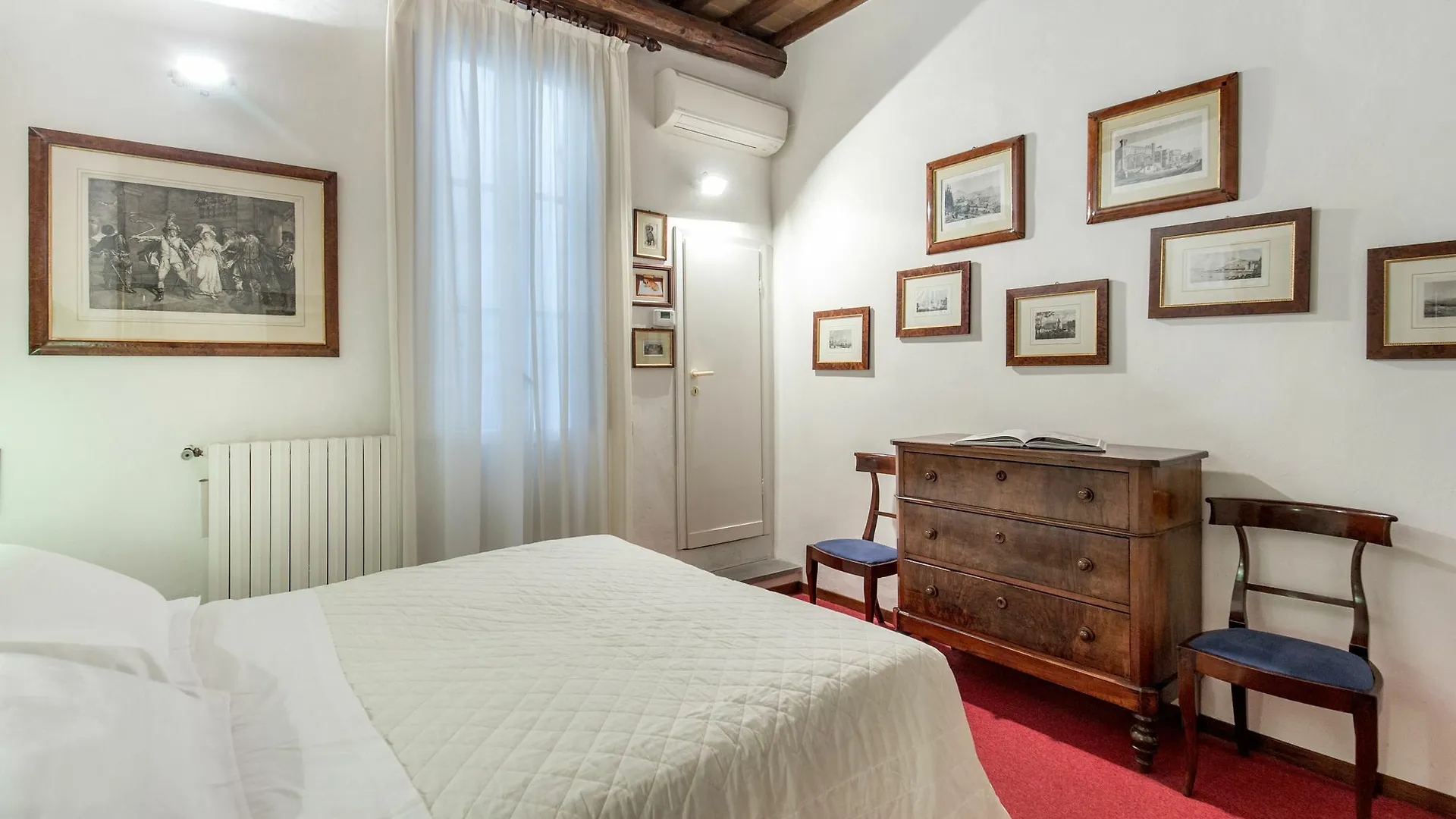 Bb Charme - Ponte Vecchio Apartment Florence