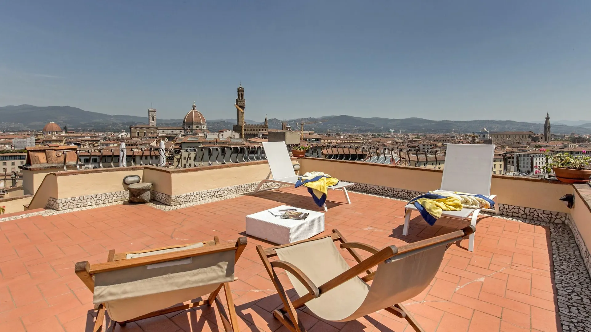 Bb Charme - Ponte Vecchio Apartment Florence