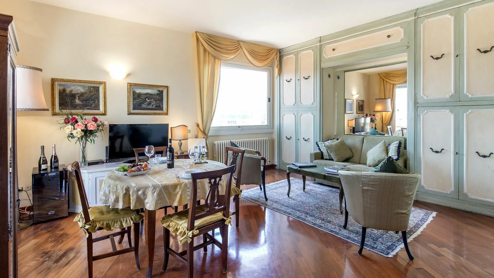 Bb Charme - Ponte Vecchio Apartment Florence