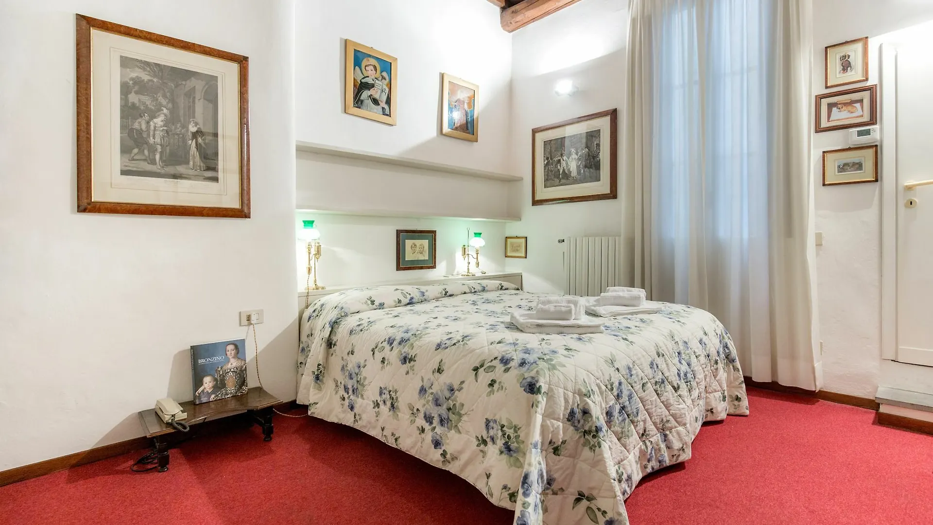 Bb Charme - Ponte Vecchio Apartment Florence 0*,
