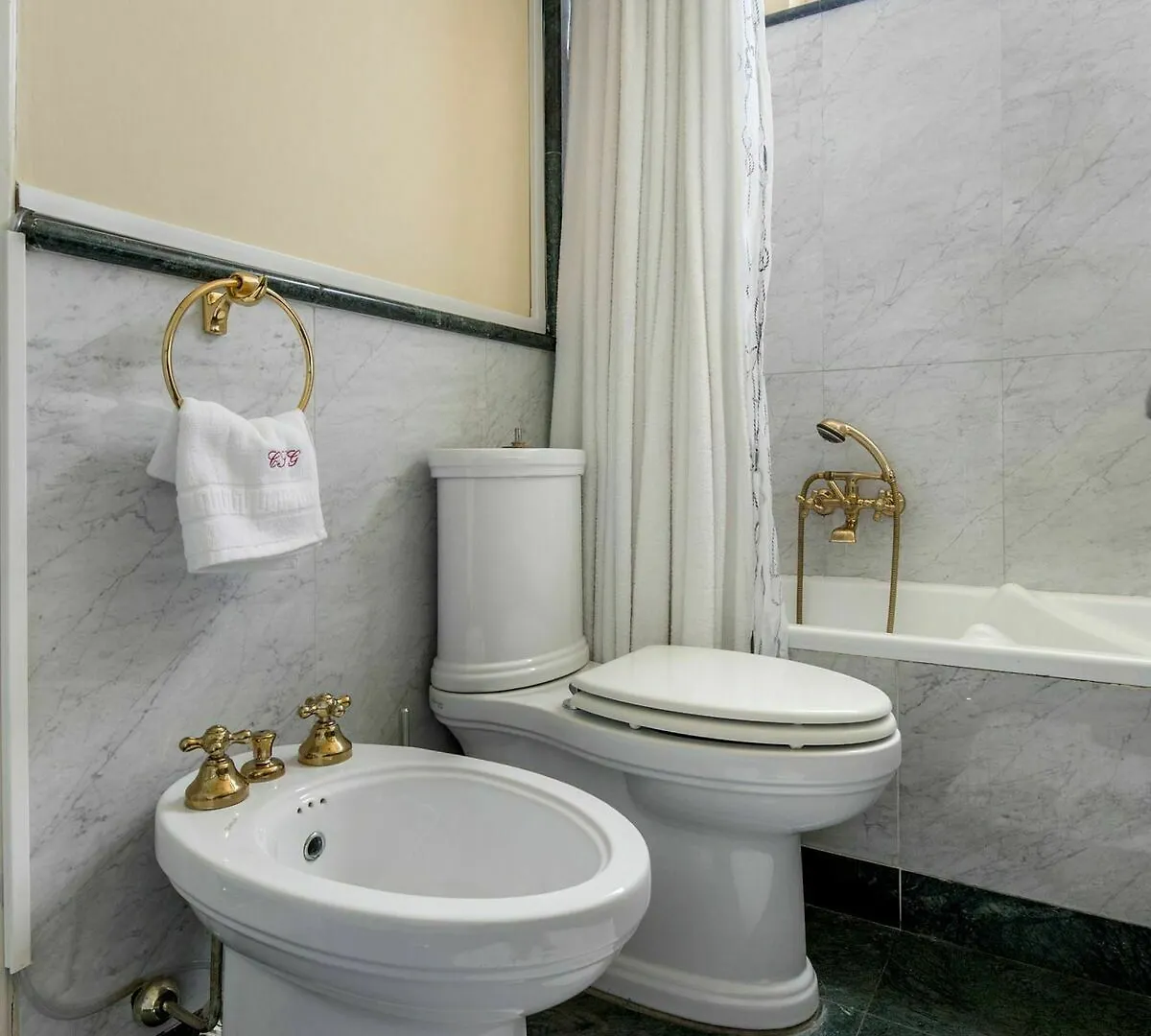 Bb Charme - Ponte Vecchio Apartment Florence 0*,  Italy
